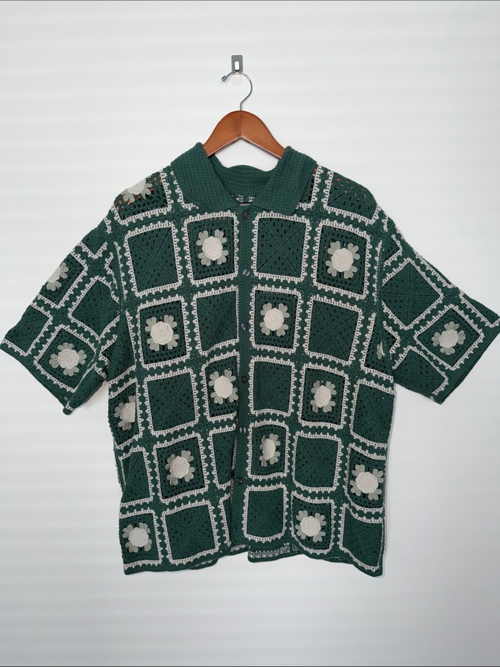 Abercrombie & Fitch Green Crochet Floral Square Knit Crewneck Sweater